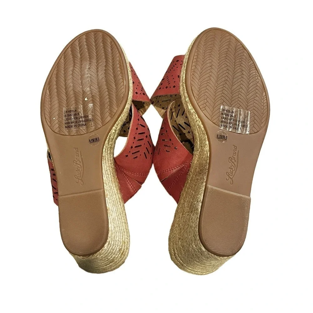 Lucky Brand NWOB Keela Rosewood Open Toe Leather Slip On Wedge Sandals Size 9.5